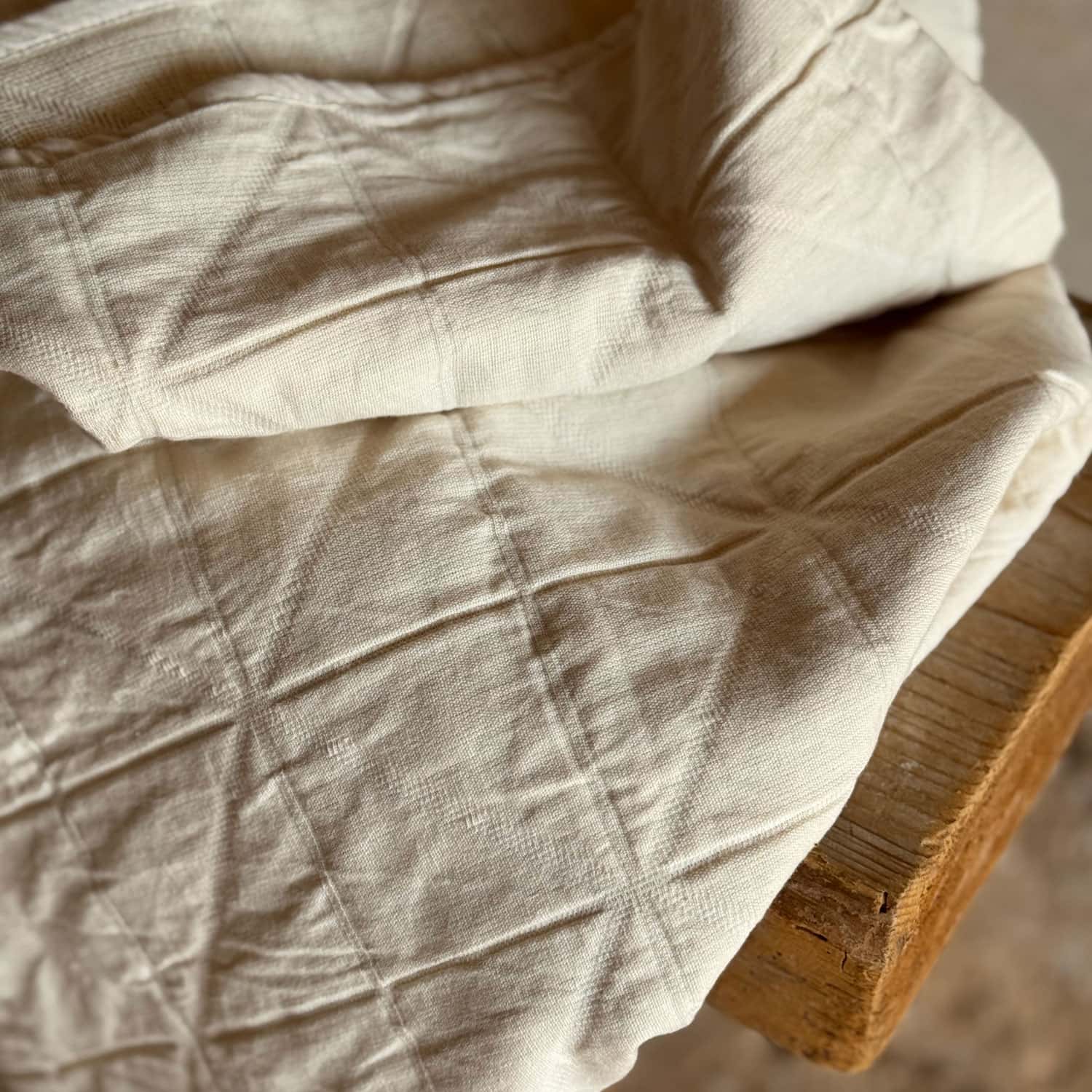 akira-blanket-oq-s000-natural-02.jpg