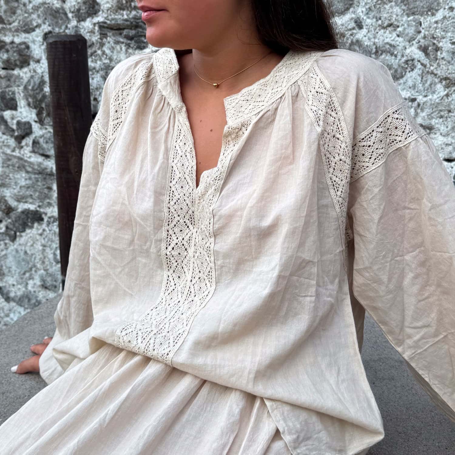 julieta-shirt-women-cc-s056-sandy-power-01.jpg