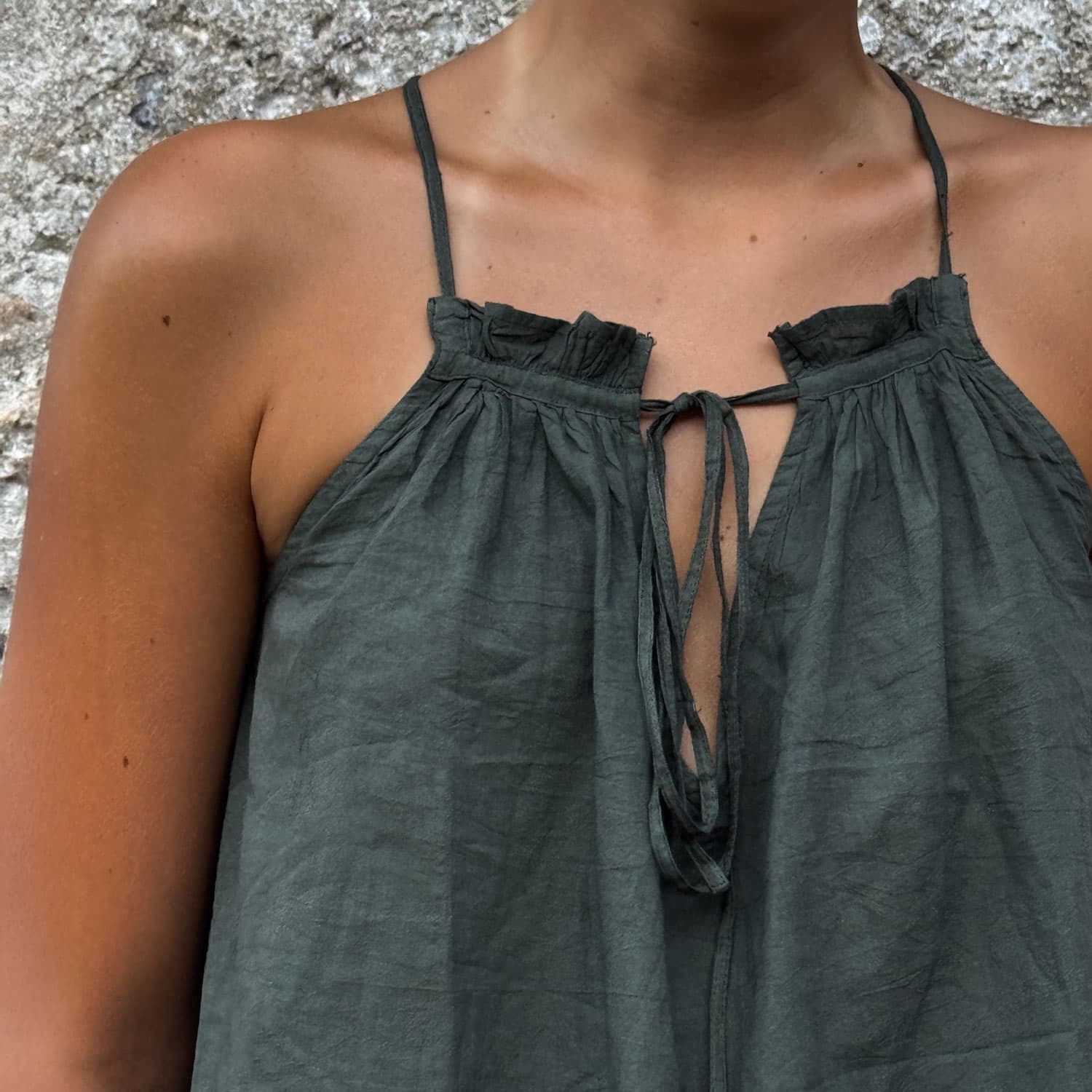 julieta-top-women-cc-s021-dark-green-grey-06.jpg